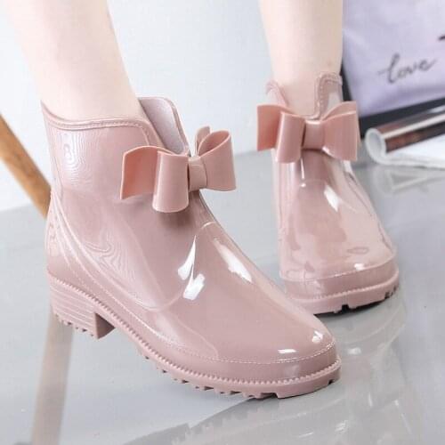 New Fashion Women Rain Boots Fashion Non-Slip Womens Water Shoes Flat Bottom Women Velvet Short Tube Warm Overshoes934