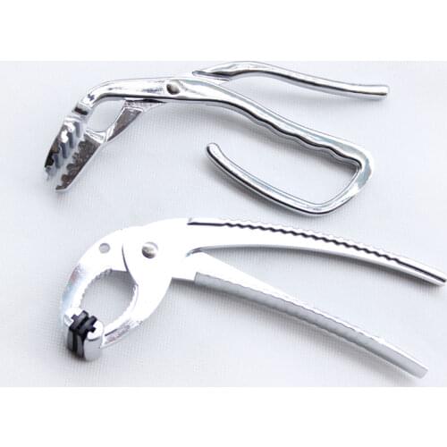 Manual Microwave Pliers Bake Clip Disc Cutter Pizza Clamp Iron Bowl Clampper