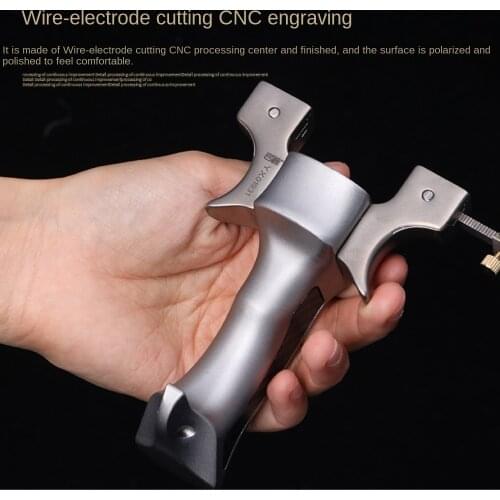 High-Precision Hunting Slingshot Material is titanium alloy + aviation aluminum/High Elasticity Catapult bow with rubber band