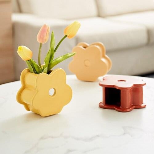 Voraca Ceramic Flower Vases