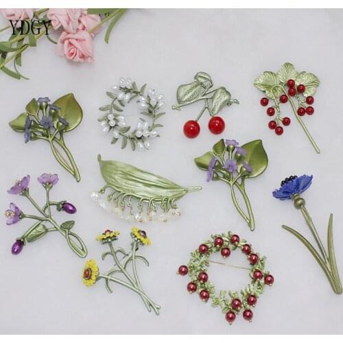 YDGY New jewelry brooch decorative paint dyed green natural purple oven hairpin decorative scarf with clasp stone