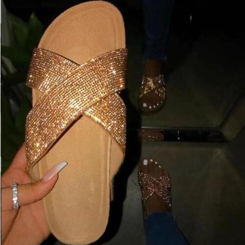 Outdoor beach bright diamond rhinestone flat slippers 2020 summer new comfortable and durable home slippers sandals
