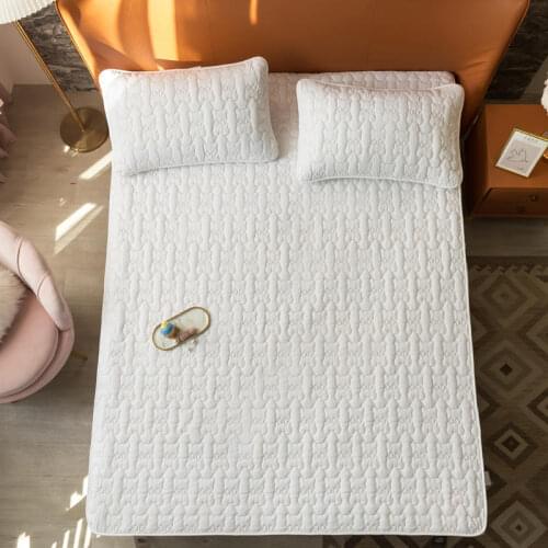 Fashion Quitted Big Jacquard Fleece Thickened Cotton Lined Fitted Sheet, Single Piece Diaphragmatic Breathable Protective Cover