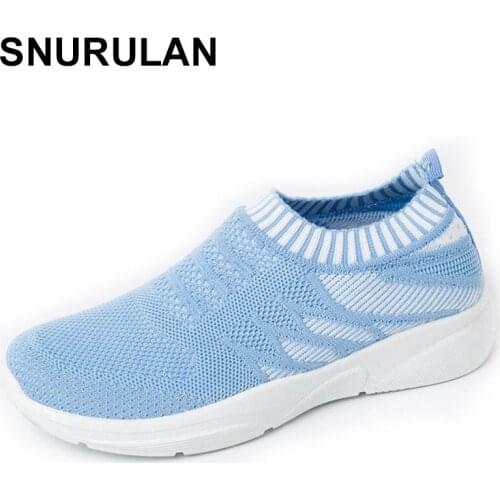 SNURULAN 2021new womens vulcanized high-quality sports flat-bottomed womens lazy flat-bottomed large size sneakers