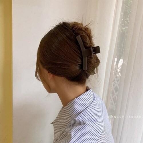 Hot Sale Solid Color Claw Hair Barrettes For Women And Girls Big Shark Female Hairpin Hair Clip Clamps Non Slip Hair Catch 2021