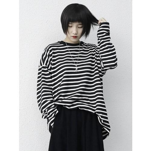 Ladies spring and autumn new round collar collar stripe long sleeve t shirt loose casual large size long sleeve T shirt