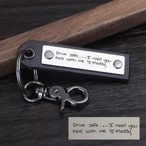 Handmade original business leather keychain-handmade retro leather gift - Can Be Personalized with Your Handwriting