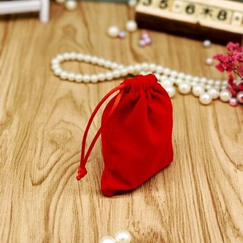 Hot 20pcs Red Velvet Jewelry Gift Bags 5x7 9x12 10x16 13x18 15x20cm Drawstring Wedding Christmas Gift Bags Jewelry Packaging Bag