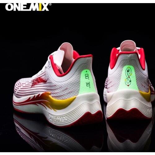 ONEMIX Running Shoes For Men Black Breathable Mesh Marathon Sport Shoes Luxury Brand Wear-resistant Outdoor Walking Men Sneakers