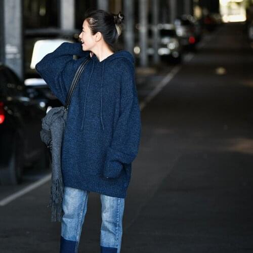 MICOCO M9756 Literary and recreational all take loose outside to wear medium and long style thickened hooded pullover female