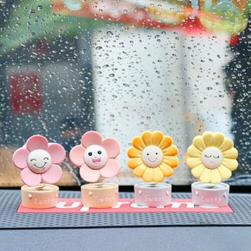 4pcs/set Car Sunflower Decor Creative Auto Shaking Head Decoration Car Dashboard Decoration Ornment Car Decor Accessories
