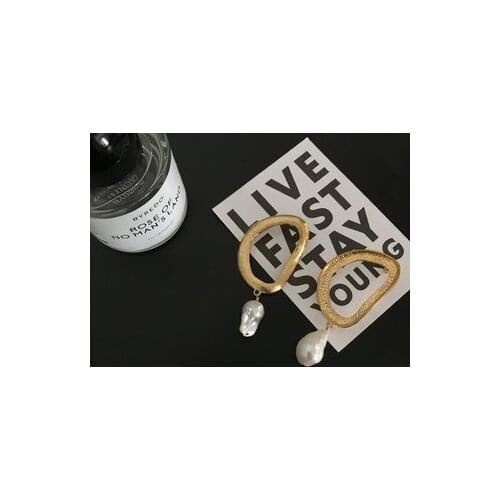 Natural Baroque Pearl Pendant D-shaped Earrings Brass Plated Earrings