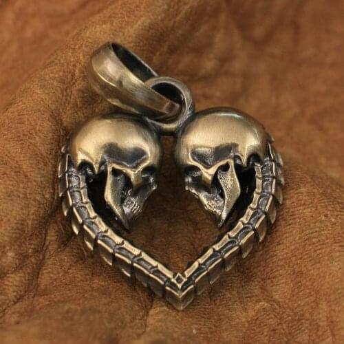 LINSION High Details Brass Double Skulls Heart Pendant Mens Biker Pendant BR168 JP