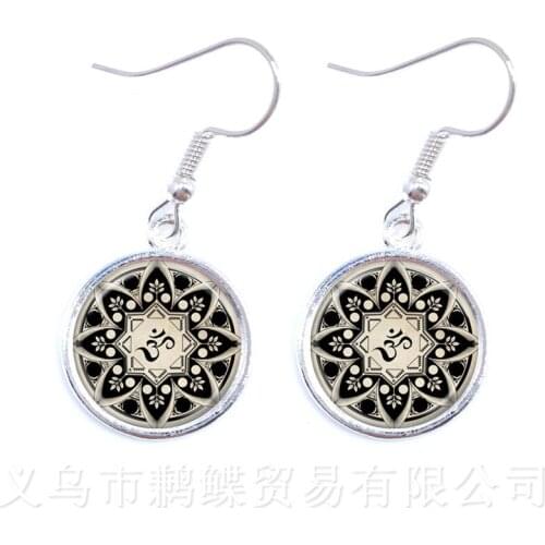 Fashion 2018 New Jewelry Earrings For Women OM Symbol Buddhist Zen Yoga Charm Henna Mandala Green Drop Earrings