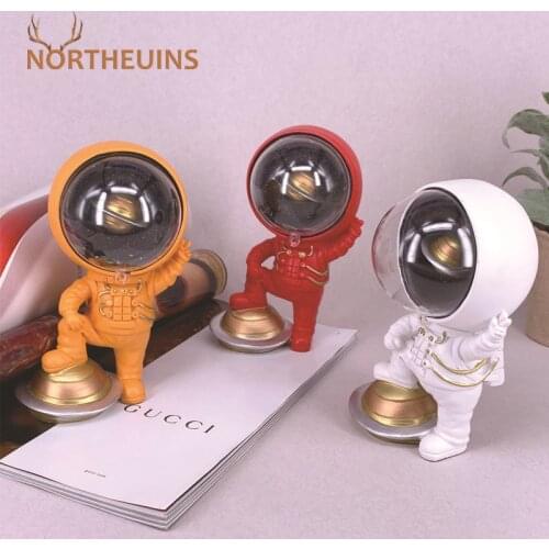 NORTHEUINS 16cm Resin Star Astronaut Flying Saucer Figurines For Interior Nordic Creative Character Statues Home Desktop Decor