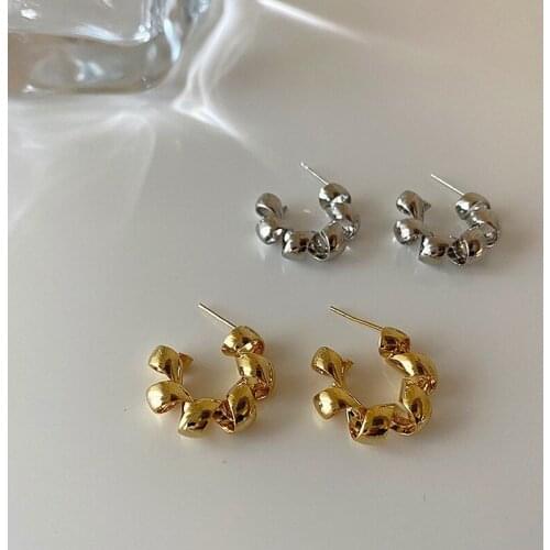 VSnow Unique Design Distortion Huggie Knotted Metal Hoop Earring for Women Gold Silver Color C Shape Earring Jewelry Pendientes