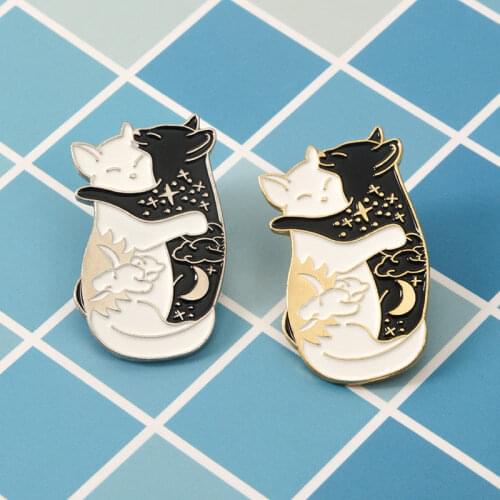 Hot Sale Zinc Alloy Badge Cute Cat Enamel Pin Brooch Unisex Jewelry Gift Lapel Jacket Collar Coat Backpack Decorations 3.8 x2 cm