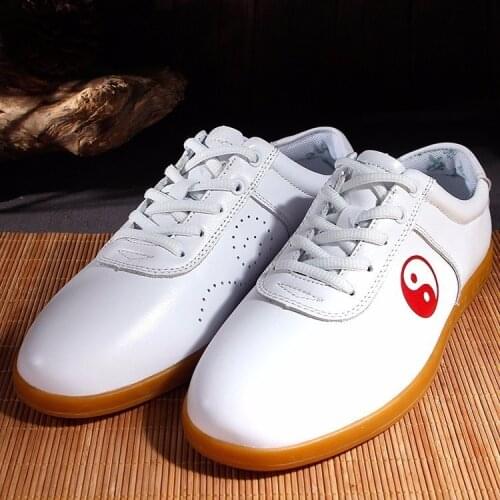 Breathable Cowhide Tai Chi Shoes Soft Genuine Leather Kung Fu Wushu Shoes Martial Arts Sneaker Sports Training Footwear 35-45