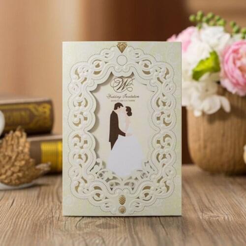 20 pieces/lot) Bride And Groom In The Window 3D Pop Up Marriage Invitations Diamond Wedding Invitation Card With Envelope CX076