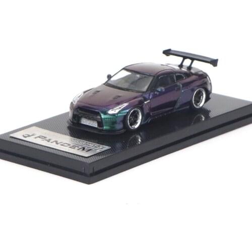 Diecast 1/64 Scale NISSAN GT-R R35 Alloy Car Model Collection Souvenir Ornaments Display Vehicle Boy Toys Gift Decoration