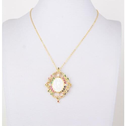 18'' 39x50mm Virgin Mary White Mop Cameo Shell Gold plated cubic zircon CZ Paved Pendent Necklace