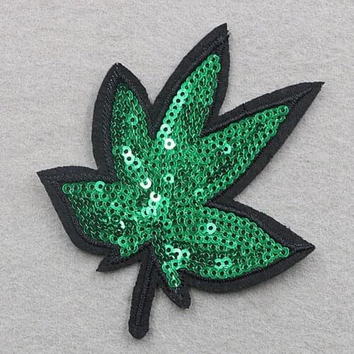 Fabric Embroidery Appliques Patches DIY Scrapbooking Craft Green Maple Leaf Sequins 8.8cm(3 4/8") x 7.8cm(3 1/8"), 1 Piece