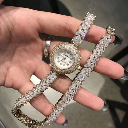 Qualtiy AAA Zircon Elements Leaf Austrian Crystal Bracelet Watch for Wedding Party Fashion Jewelry Made with Wholesale