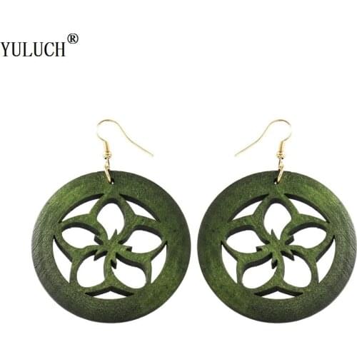 Natural Wooden Earrings 3 Colors Handmade Hollow Flower Wooden Earrings Fashion Jewelry For Woman Girls Party Prom Gifts Latest