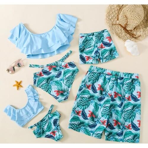 New Summer Family Look Swimwear Family Swimsuits Boys And Men Beach Shorts Leaf Print Beachwear Swimsuit Mom Daughter Clothes