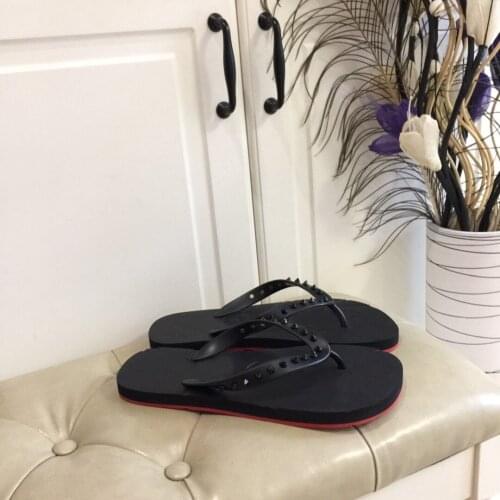 Summer fashion new mens slippers color matching sole clip sandals fashion going out beach shoes38-46