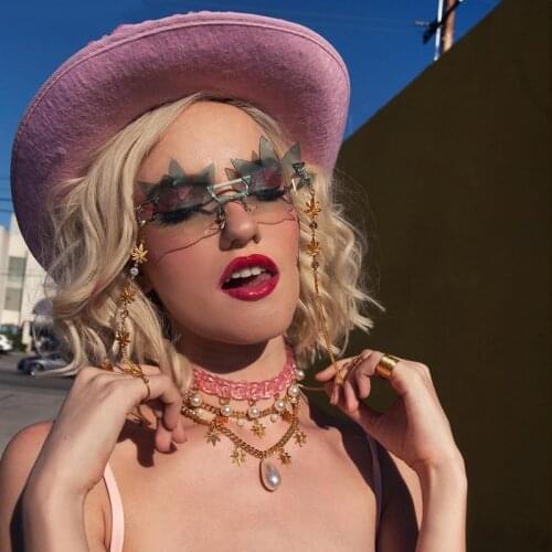 2020 Luxury Designer Fashion Rimless Sunglasses Women Autumn Maple Leaf Sun Glasses Female Punk Shades Glasses Oculos