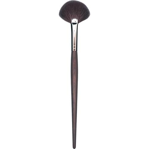 D012 Professional Handmade Makeup Brush Soft Saikoho Goat Hair Small Fan Shape Highlighter Brush Ebony Handle Make Up Brushes