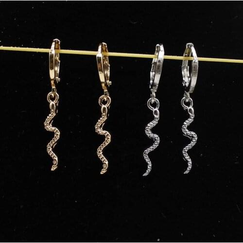Exquisite animal-shaped snake-shaped earrings fashion ladies friendship party gift jewelry