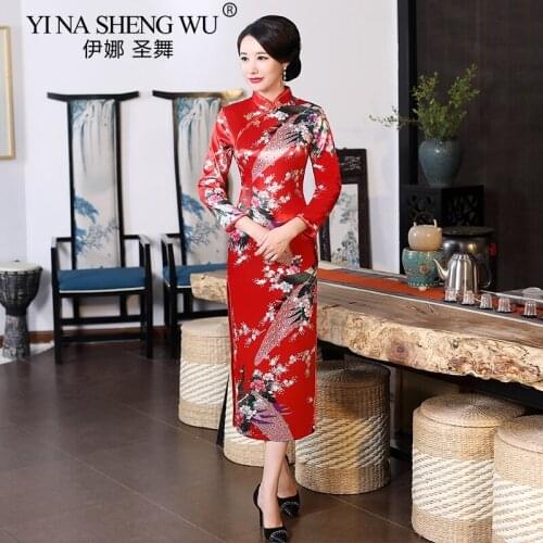 Chinese Evening Stain Cheongsam Peacock Pattern Long Dress China Satin Retro Self-cultivation qipao Banquet Team Catwalk Dress