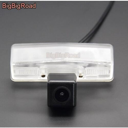 BigBigRoad Car Rear View Parking Camera For Toyota RAV4 RAV 4 2014 2015 2016 2017 / Matrix Venza 2008-2016 / Prius XW 2000-2016
