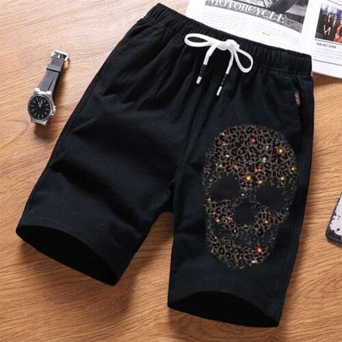 2021 New Rhinestone Skull Summer Leisure Beach Mens Breathable Slim Shorts Joker Fitness Design
