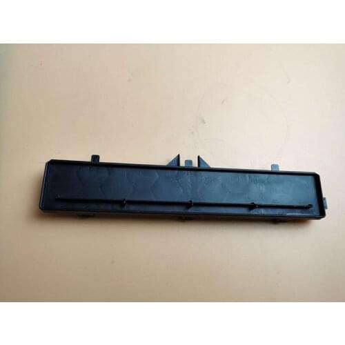 Car air conditioning filter cover 5Q0819422 for GOLF GTR TROC Tiguan Passat CRAFTER ARTEON ATECA KAROQ OCTAVIA SUPERB Audi TT Q3