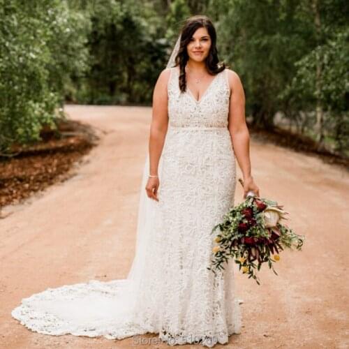 Stunning Crochet Lace Plus Size Wedding Dress Custom Made Bridal Gown Vestido De Noiva V Neck Fit and Flare