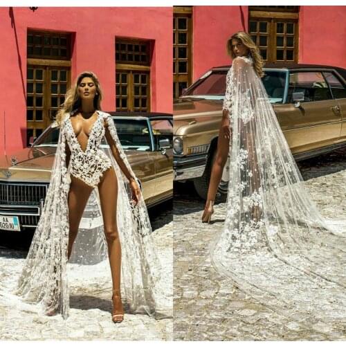 Short Jumpsuit 2021 Prom Dresses With Cape Lace Appliqued Sexy Bridal Outfit Summer V Neck Evening Gowns