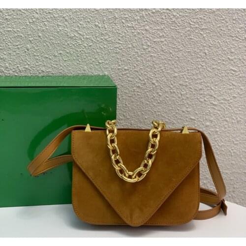 2021 Suede Real Leather Small Pures and Bags Crossbody Winter Fashion Brand Designer Messenger Bag Metal Chain Handbag for Women