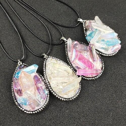 55mm 9 Colors New Type of Natural Ore Crystal Column Electroplated Colorful Pendant with Diamond Agate Cluster Edging Necklace