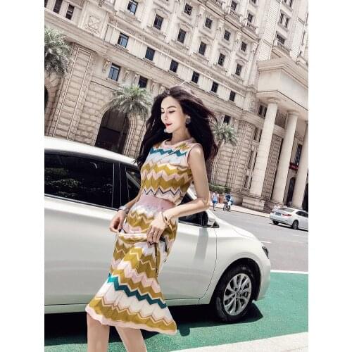 2021 New Style Sleeveless Colorful wavy Sweater Top +2pcs Casual Knitting Suits Women Trendy Spring Set