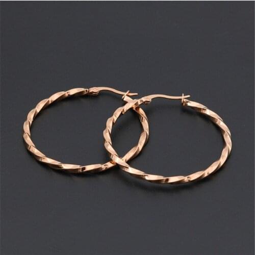 New Arrival 30mm Simple Twist Circle Stud Earrings For Women Men Stainless Steel Cool Round Stud Earrings Fashion Jewelry Gifts