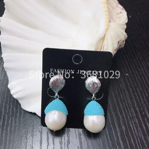 2018 new personality sweet and lovely pearl pull wire earrings female daily net red tide people simple joker earrings