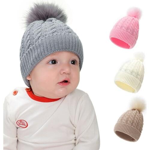 Cute Kids Winter Knit Pompom Hat Cute Twist Crochet Beanie Cap Childrens Hats Girls Fake Plush Ball Keep Warm Knitted Skullies