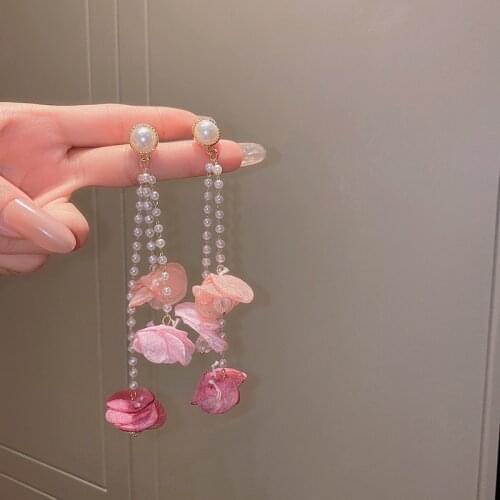 2021 New Fashion Sweet Hyperbole Style Fresh Flowers Modelling Drop Earrings Long Tassels Fine Pearl Elegant Women Earrings