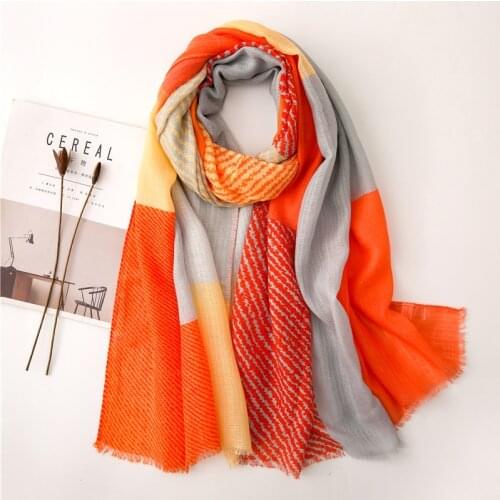 2020 Luxury Brand New Style Cotton Linen Winter Versatile Silk Scarves Printed Shawl Womens Fashion Headscarf blanket poncho