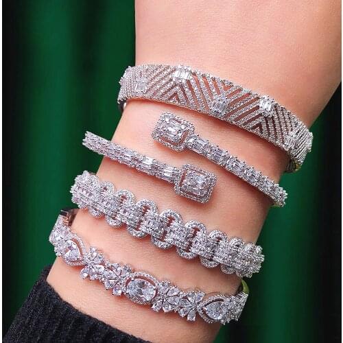 Soramoore White Bracelets