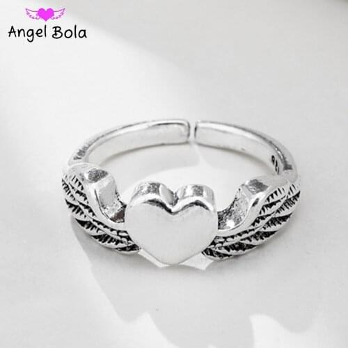 New Fashion Ins Net Red Retro Sex Heart Angel Wings Ring European and American Luxury Jewelry Personality Ladies Charm Rings