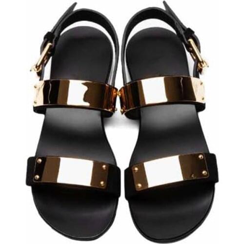 Fashion Men Sandalias Mujer 2018 Men Shoes Handmade Genuine Leather Sandals with Rivets Designers Summer Sandals Male Slippers